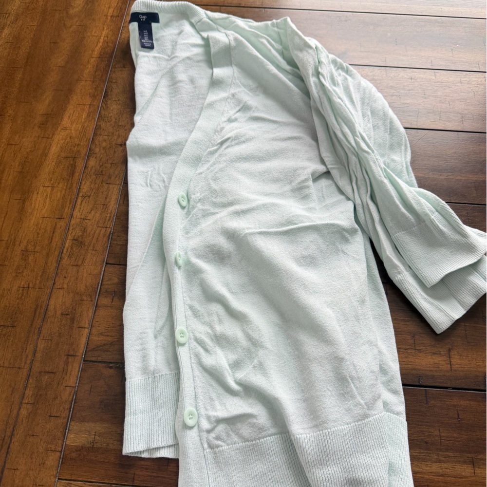 Women’s Lg Gap 3/4 sleeve lightweight mint cardigan